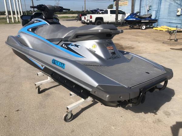 2015 Yamaha Waverunner Vx Deluxe For Sale in Lewisville, TX